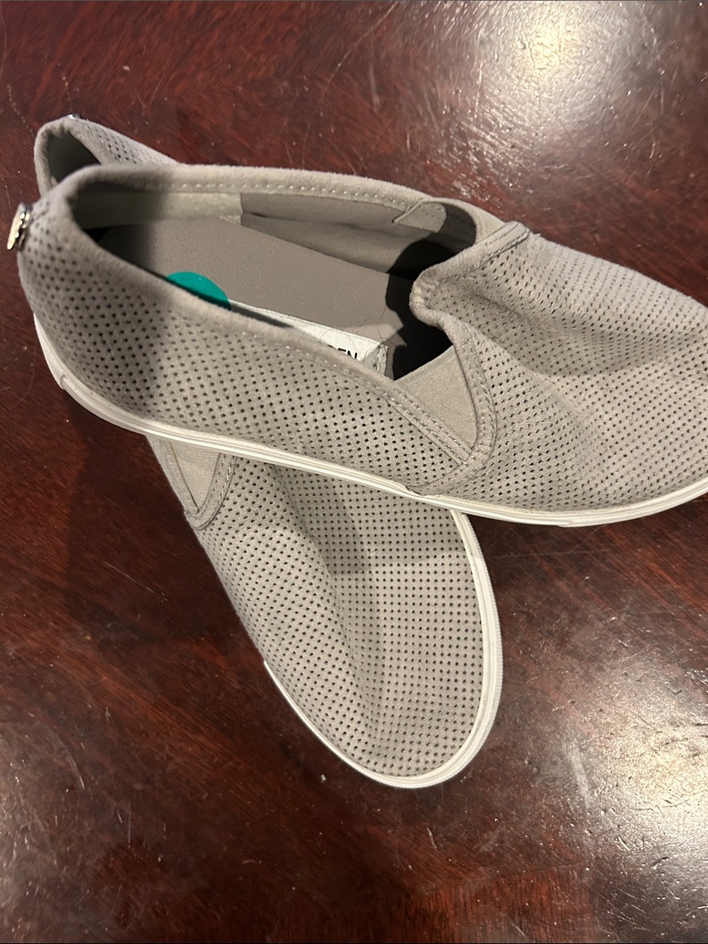 Steve Madden Light Gray Perforated Slip-On Flats